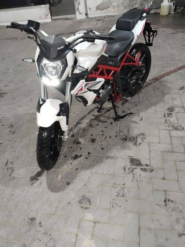 Benelli TNT 150i 2023 model Punjab number lush condition 7