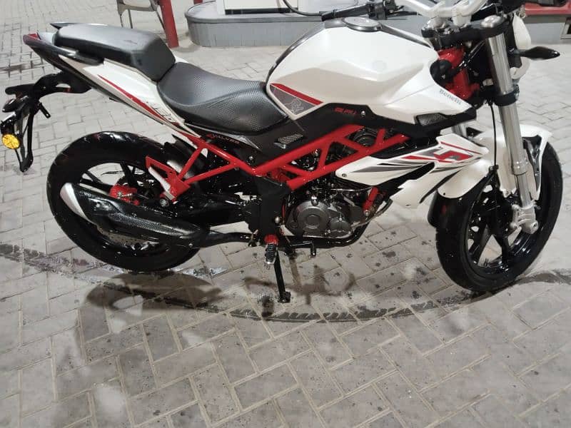 Benelli TNT 150i 2023 model Punjab number lush condition 10