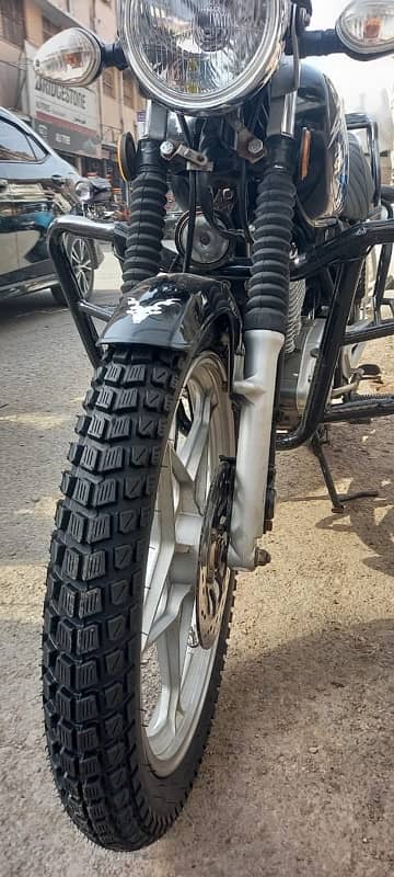 SUZUKI GD 110S GS 150 SE & GR 150 IMPORTED TIMSON  NO-1 TUBELESS TYRE 14