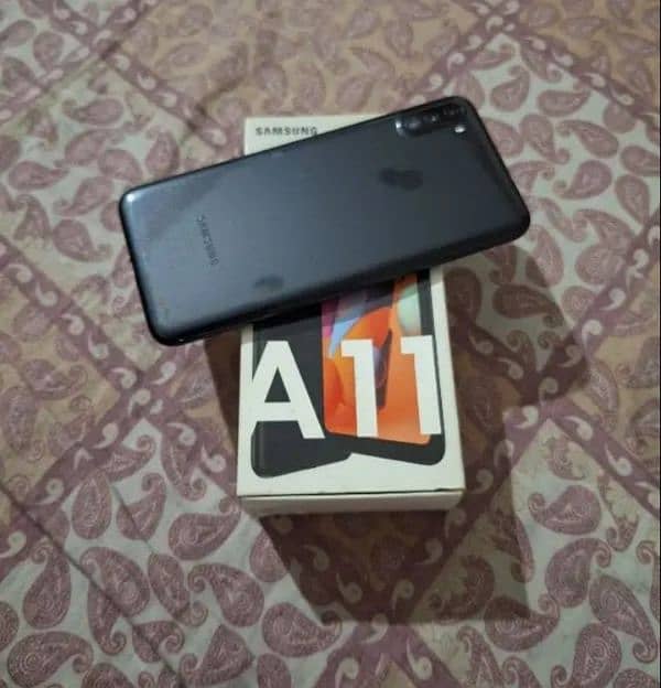 samsung a11 seld piece condition 10by10 0