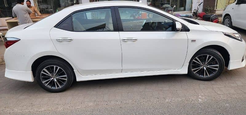 Toyota Corolla altis 1.6 6