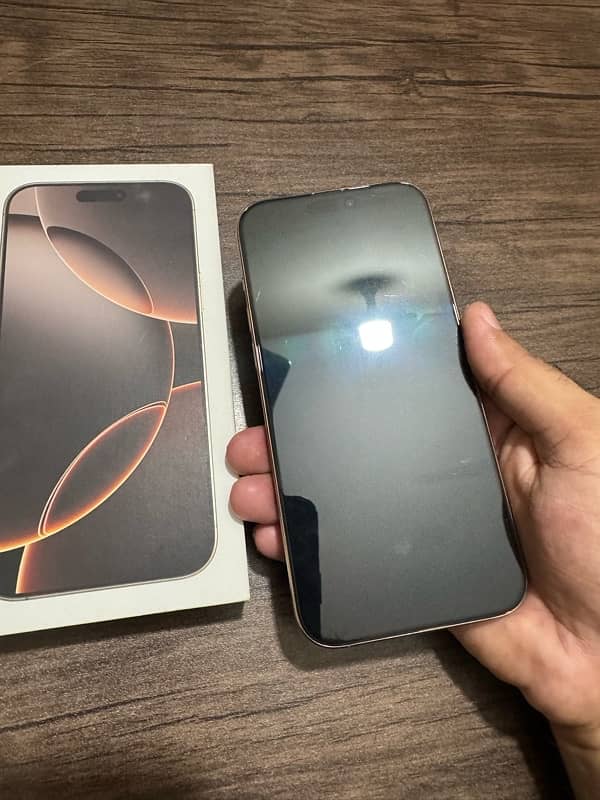 Iphone 16 Pro max 256 GB LLA Non PTA 5