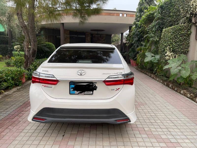 Toyota Corolla Altis 2019 4