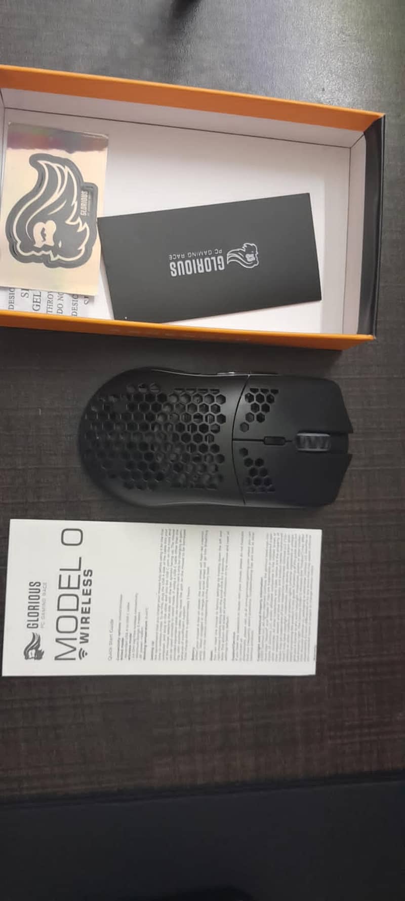 Glorious Model O WIRELESS (with box and sticker) 1