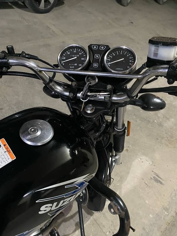 Suzuki GS150 SE 2022 4