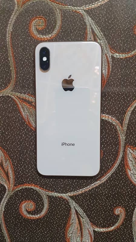 iPhone XS PTA Approved Gold Colour 4