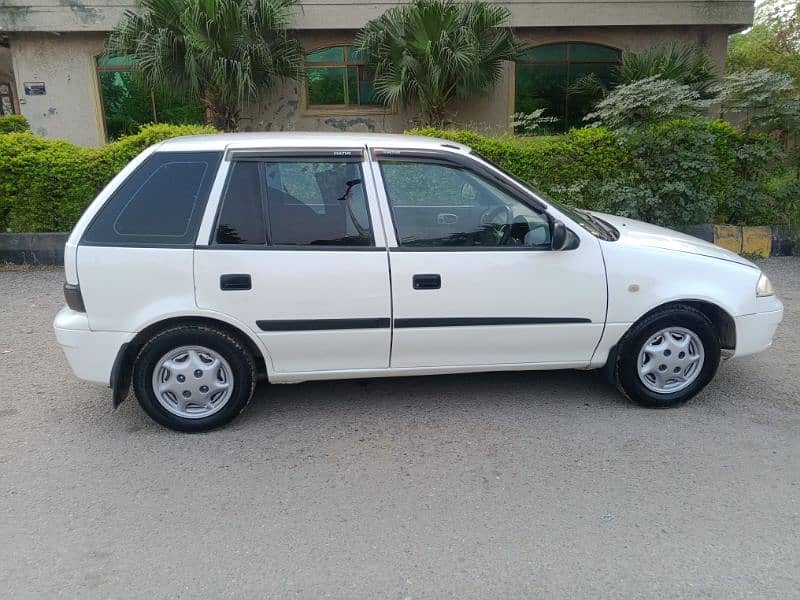 Suzuki Cultus VXR 2015 12