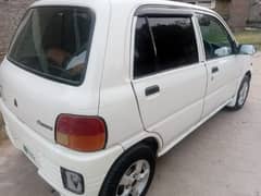 Daihatsu Cuore 2005