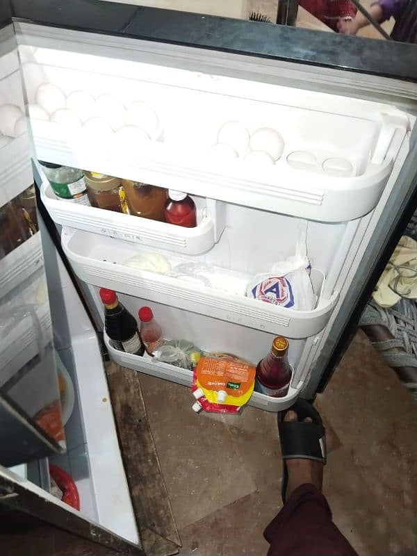 2 doors orient fridge for sale 4