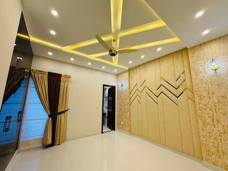 10 Marla Luxury Designer House For Sale In Bahria Town Lahore In Low budget price 16