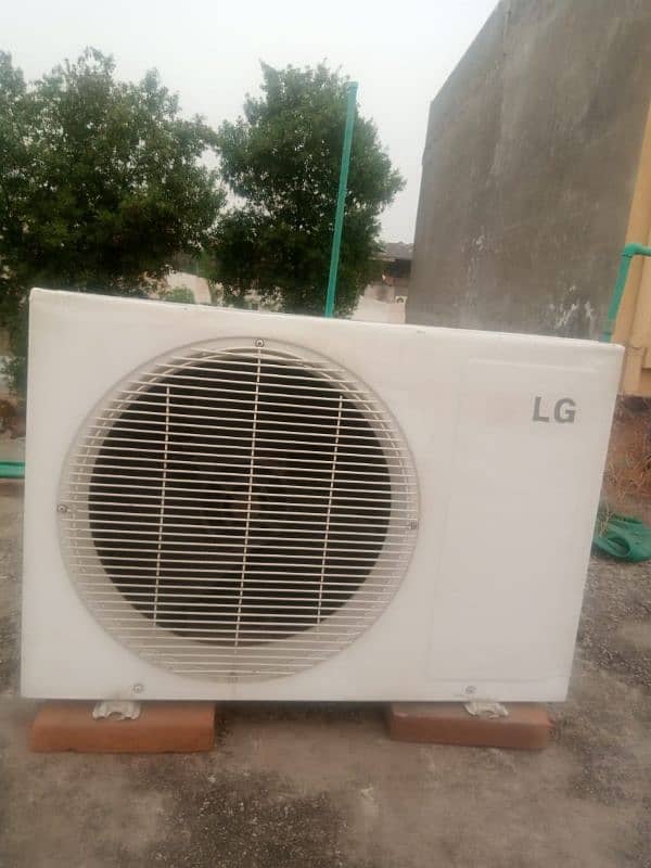 1.5 ton used LG brand AC for sale 2