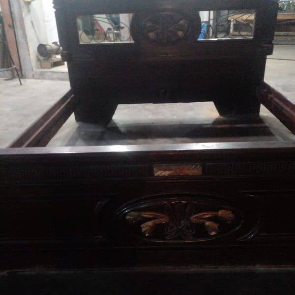 King side bed for sale in Karachi 0