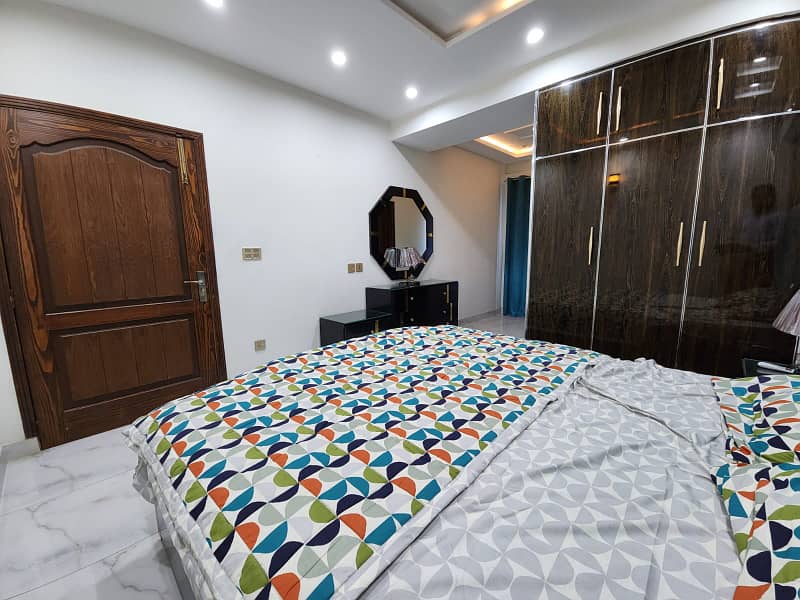 1 Bedroom VIP Full furnish flat per day available in Bahria town Lahore 3