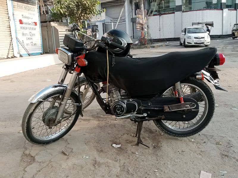 Honda CG 125 2014 Model Karachi No 0