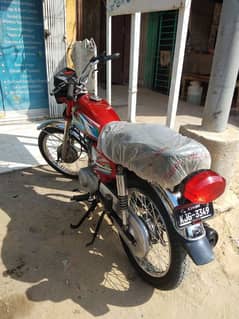 united 125 bike for sale model 16 final price 85000