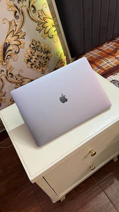 MacBook pro i9 2019_16"inch (16GB/1TB SSD)