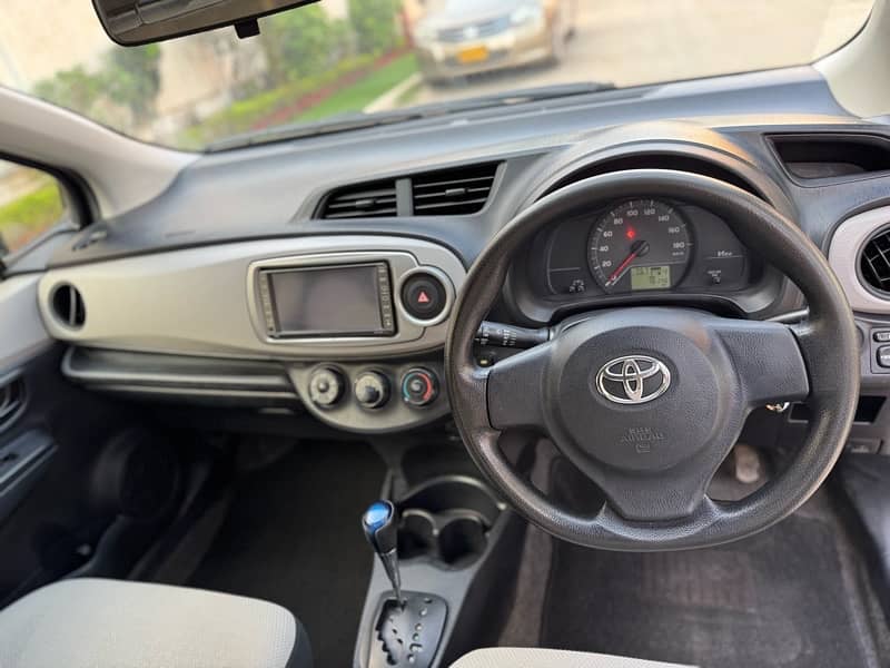 Toyota Vitz 2012 0