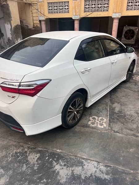 Toyota Corolla Altis 2017 15