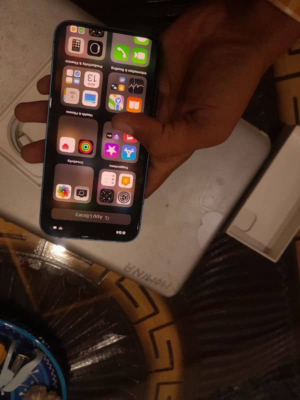 iphone 13  non pta 4