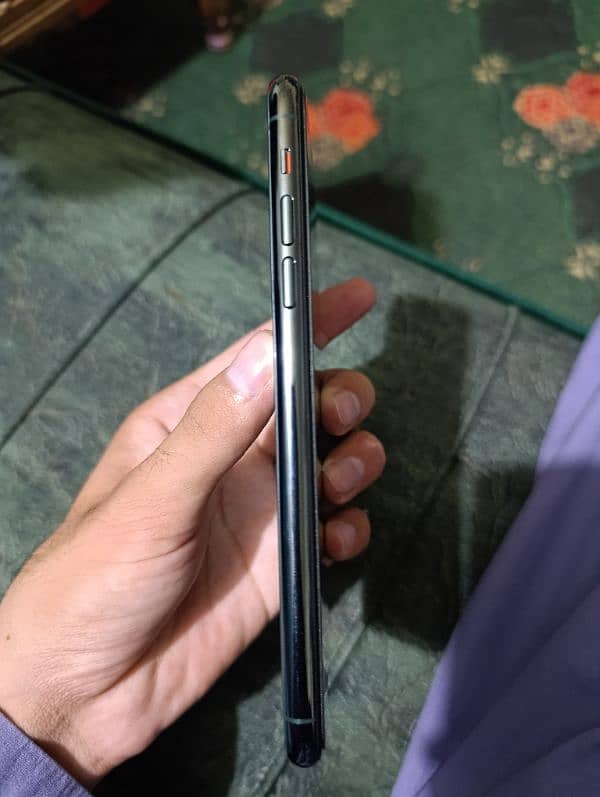 Iphone 11 pro max midnight green non pta jv condition almost 10 by 10 5