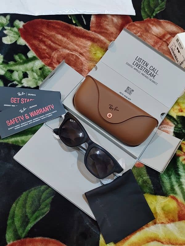 RAY-BAN | META WAYFARER | SMART GLASSES 6