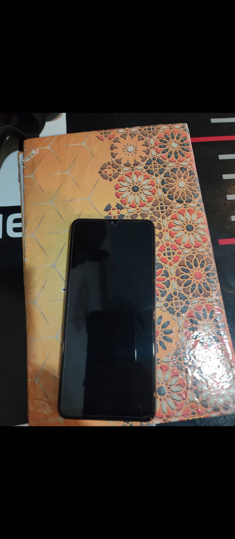 Samsung A32 with box 0