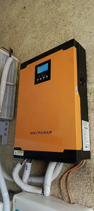 Maxpower Solar Inverter 5kv sell pack 4