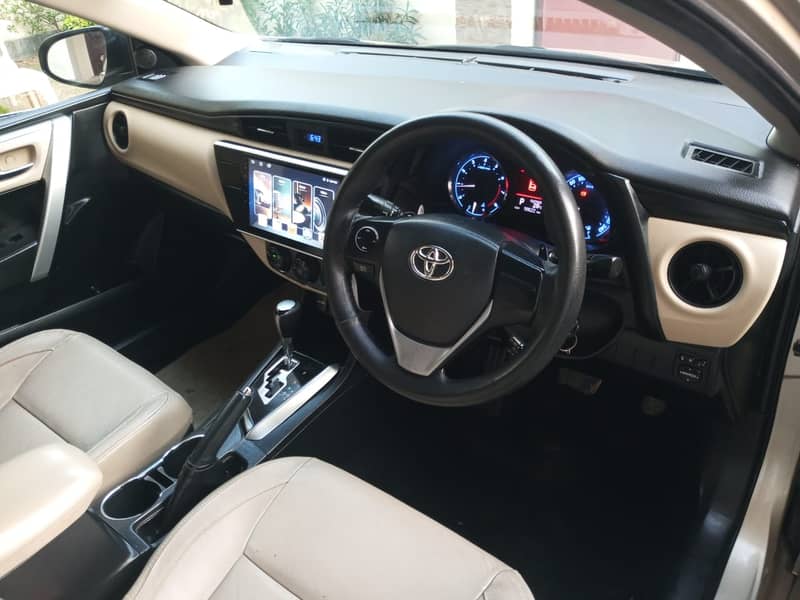 Toyota Grande 2014 Auto/Sunroof Fully Loaded Outclass Original in DHA 9