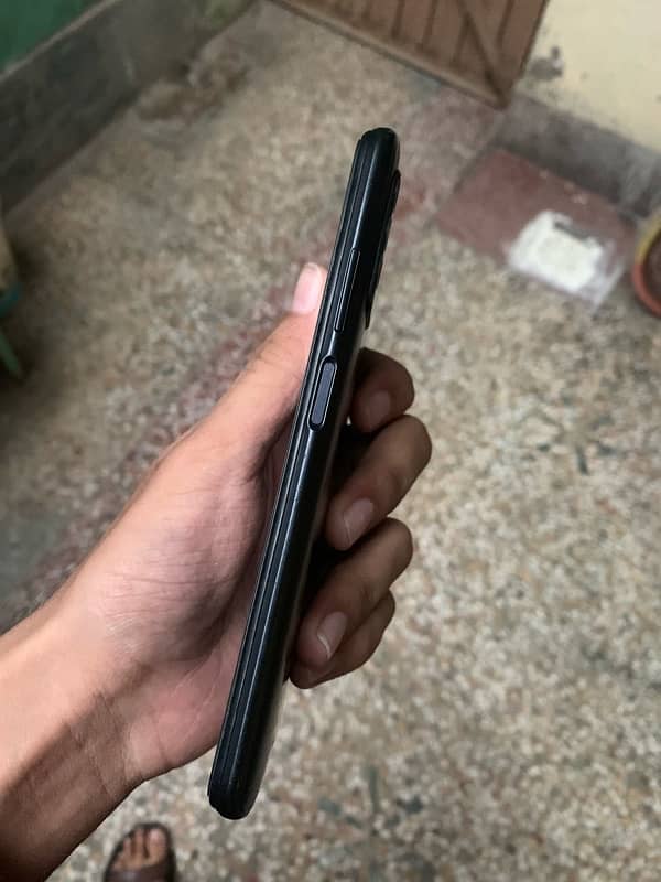 Redmi 9t condition 9/10 with box charger 2