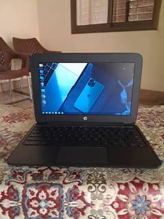 HP laptop 4GB memory 16GB storage window supported