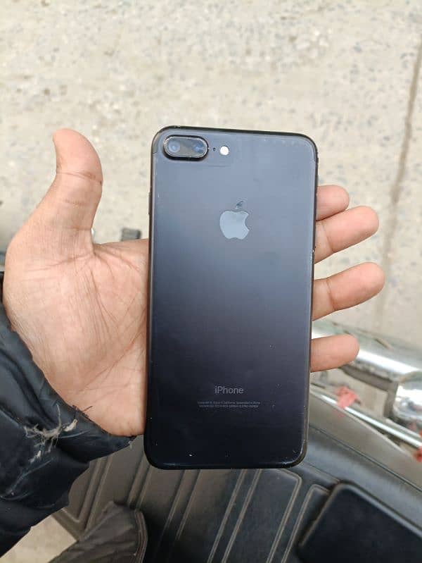 iphone 7 plus 64GB Non Pta gaming beast 03035522909 whats ap 5