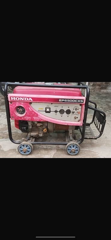 Honda Generator 6500 v red color. 0