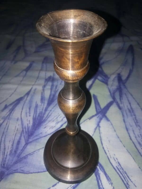 Vintage braas candle stand 2