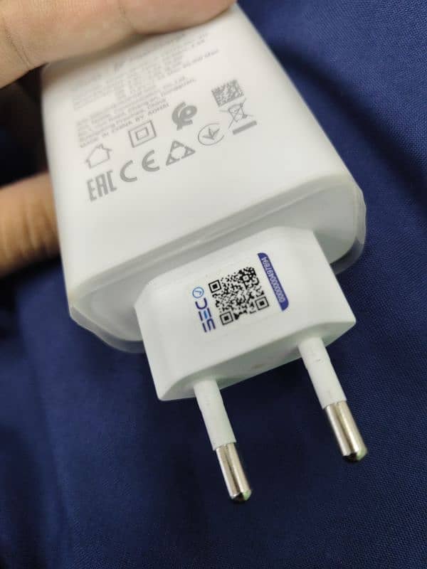 Vivo V40 V40E V30 80W charger 1