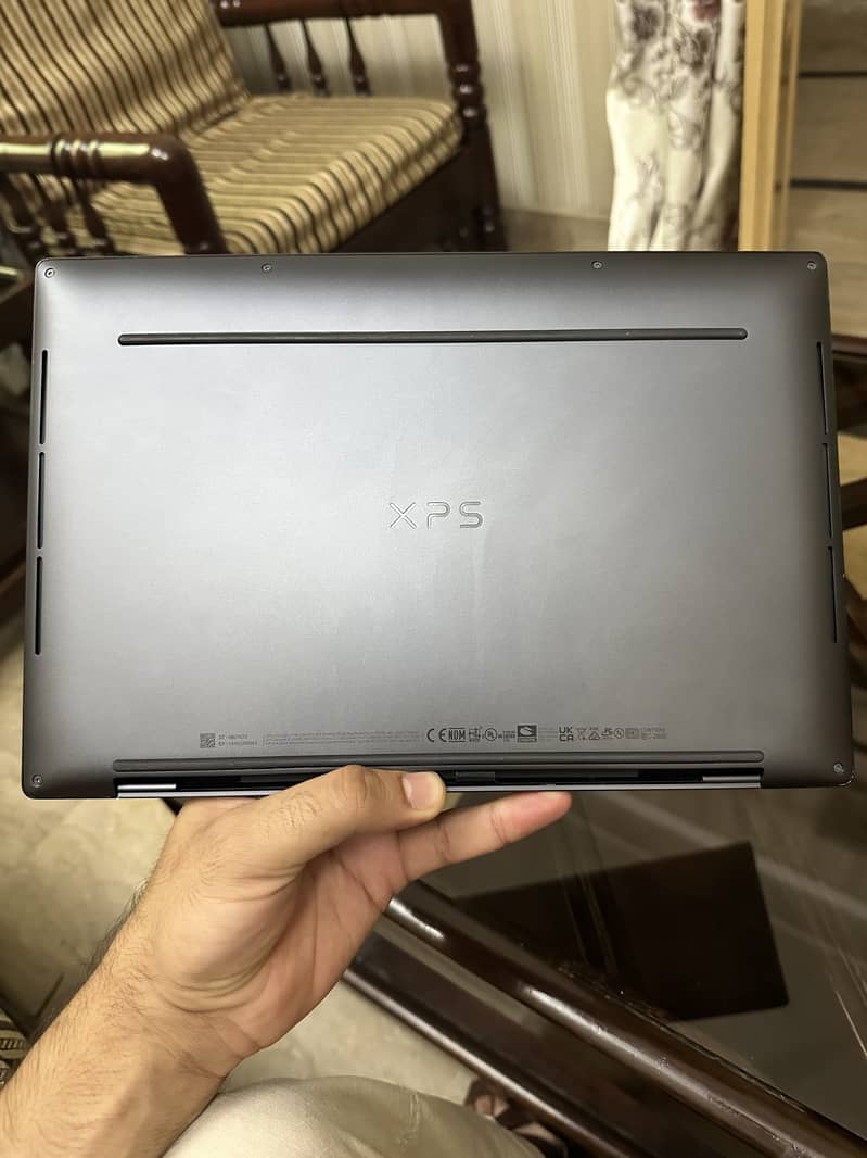 XPS Plus 13th Gen i7 Black 6