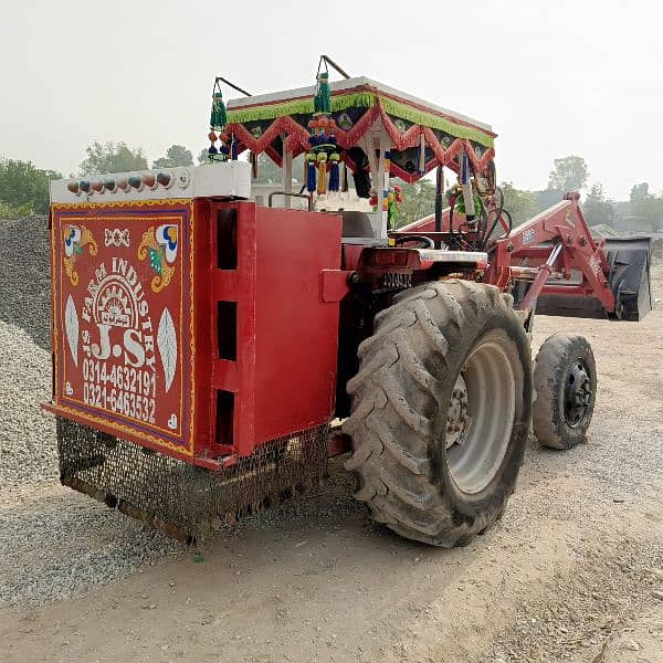 Massey tractor loader 385 0