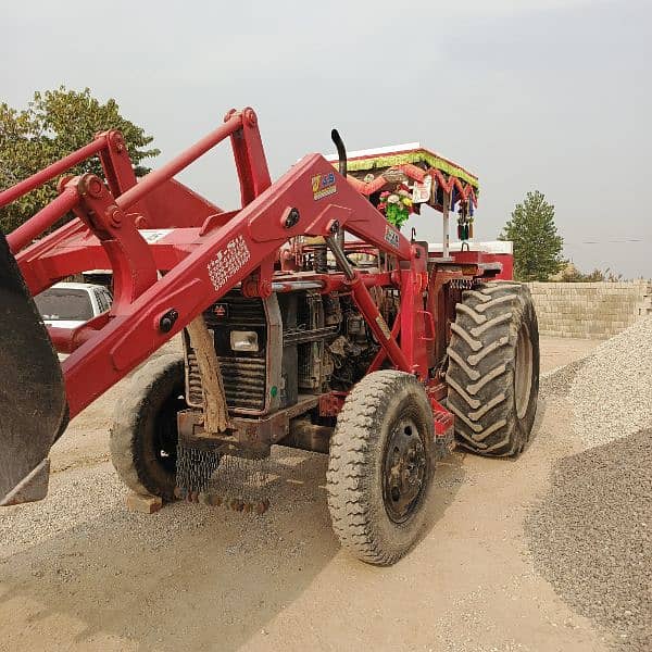 Massey tractor loader 385 4