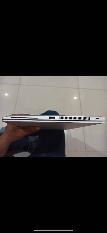 hp elitebook 840g5 core i7 8th generation 3