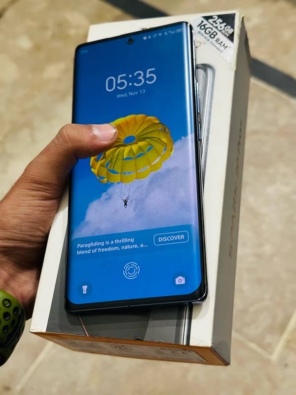 tecno spark 20 pro plus 5