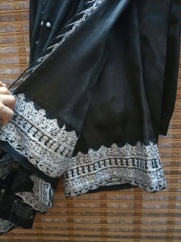 chiffon black suit 1