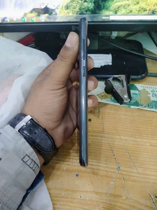 Redme note 9 Mobile  4GB /128GB 4