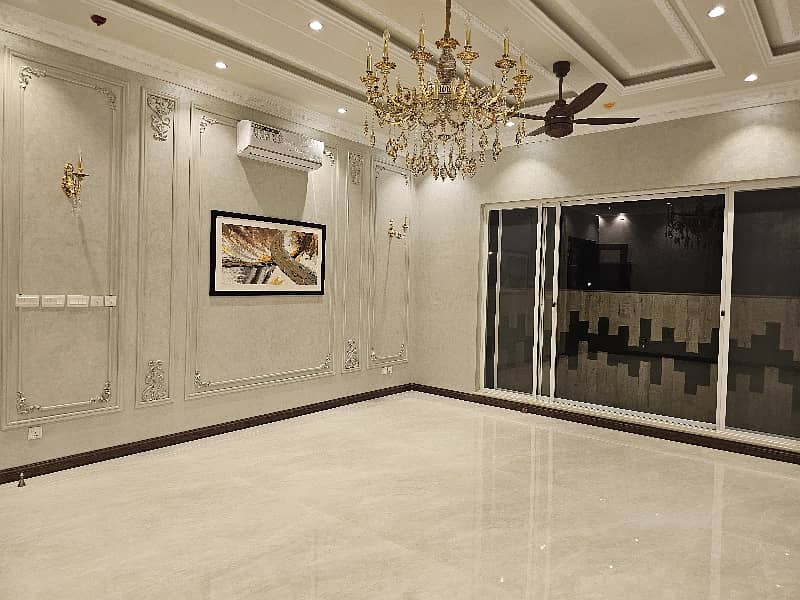 In Lahore You Can Find The Perfect House For sale 13