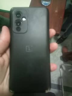 one plus 9 5G 8/128gb