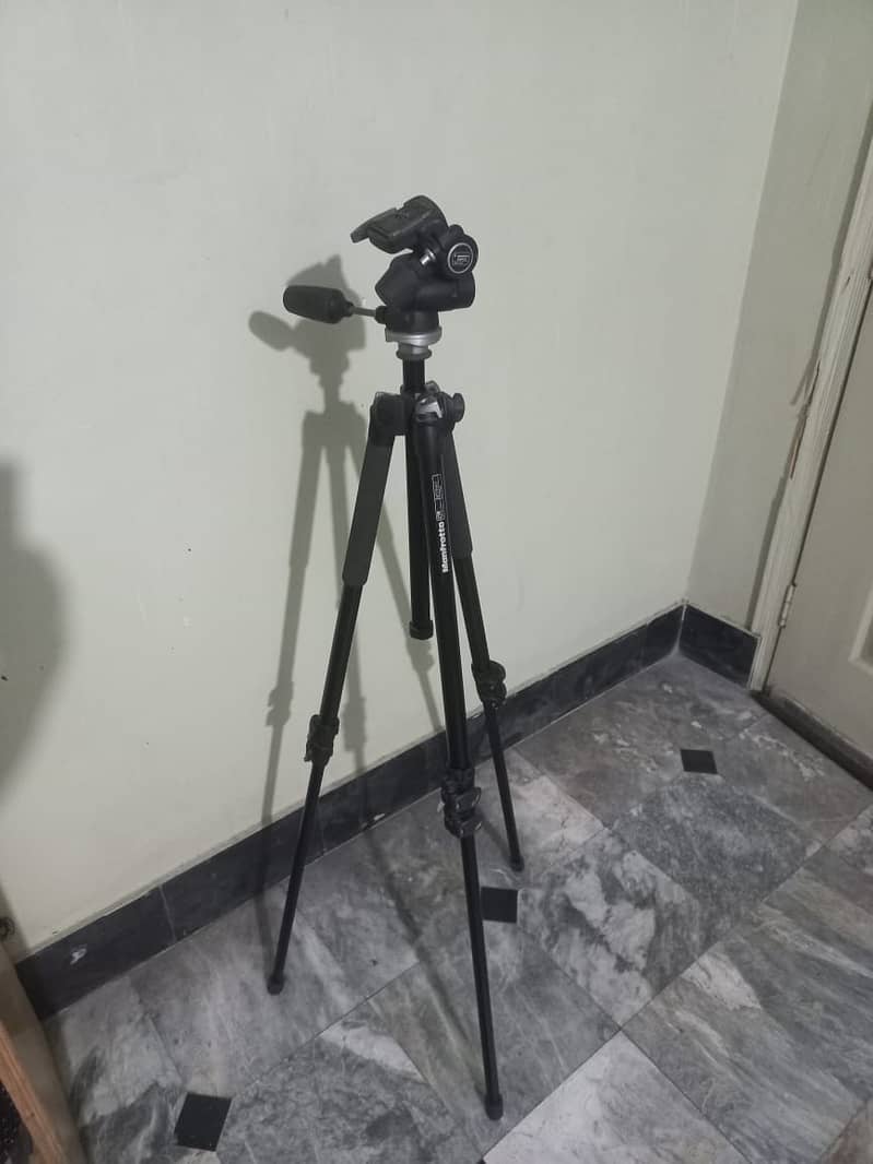 Professional Manfroto Camera Stand (Made in Italy) 3