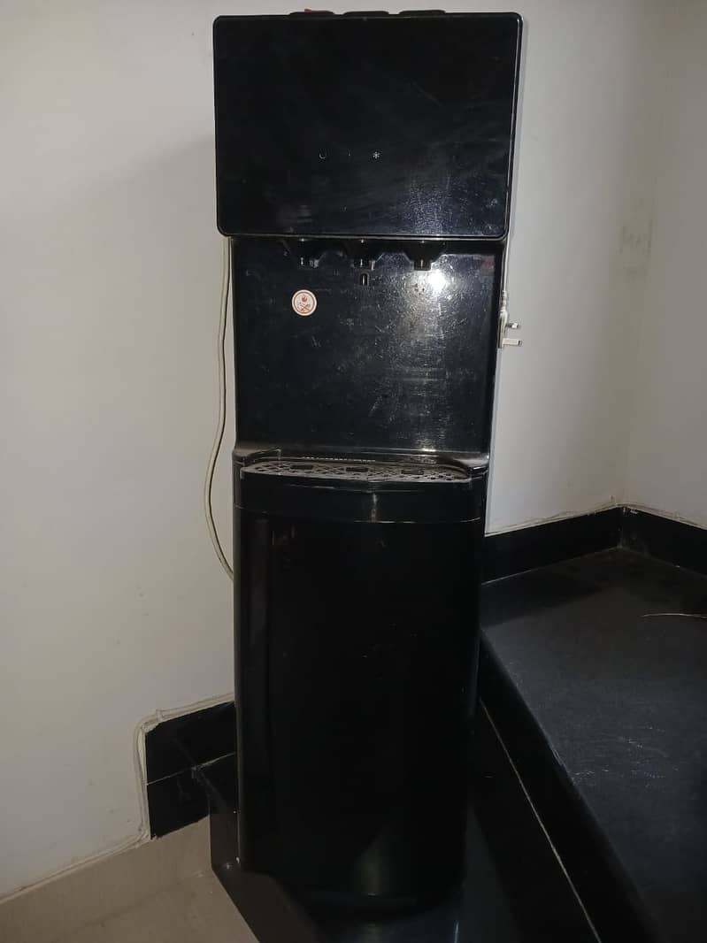 Water dispenser Purchased by Dubai 4