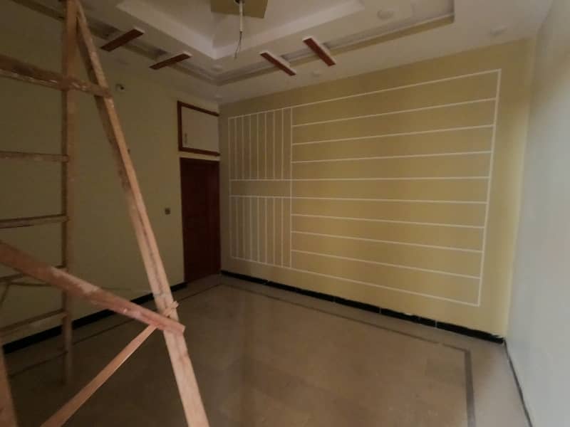 Building For sale In Beautiful Shah Latif Town 4