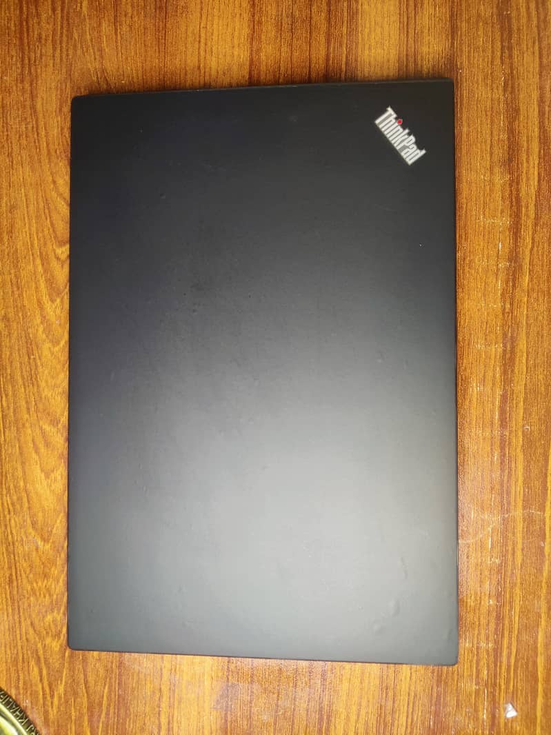 Lenovo ThinkPad X270 with 8GB/256GB (8GB RAM, 256GB SSD) 1