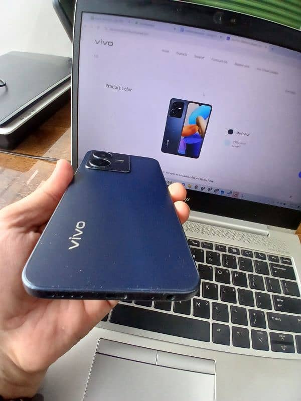 Vivo Y22 4GB 64GB Navy Blue 5