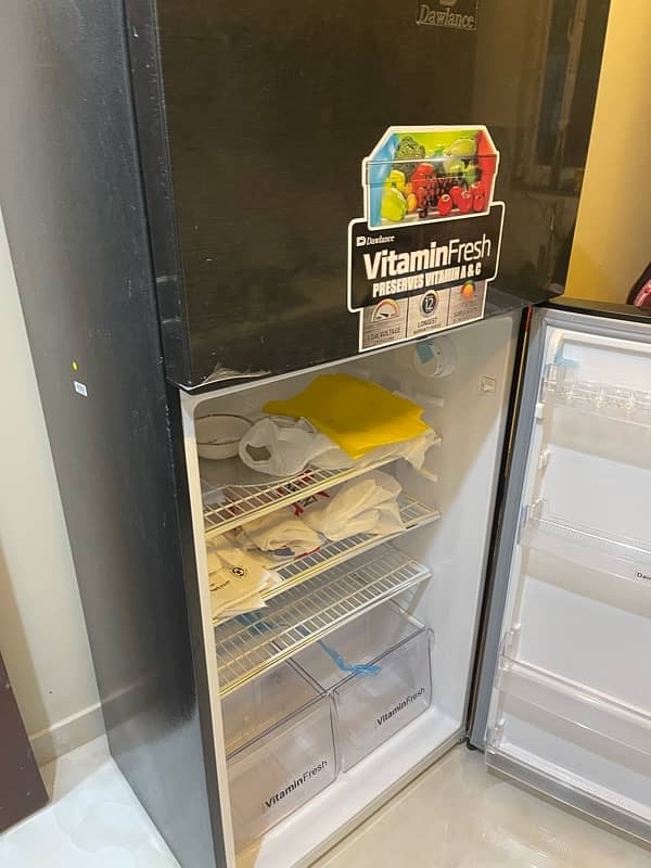 Dawlance new fridge only 3 day use 5