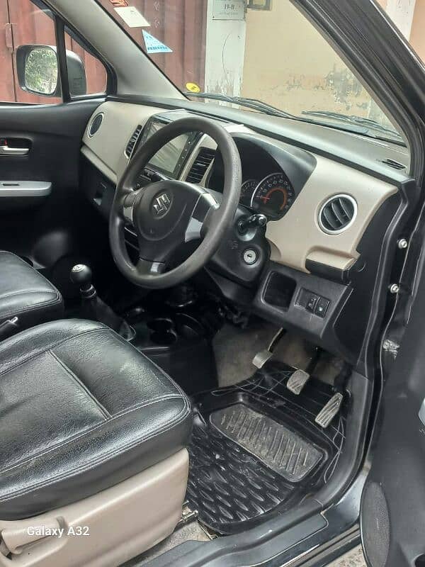 Suzuki Wagon R 2017 3